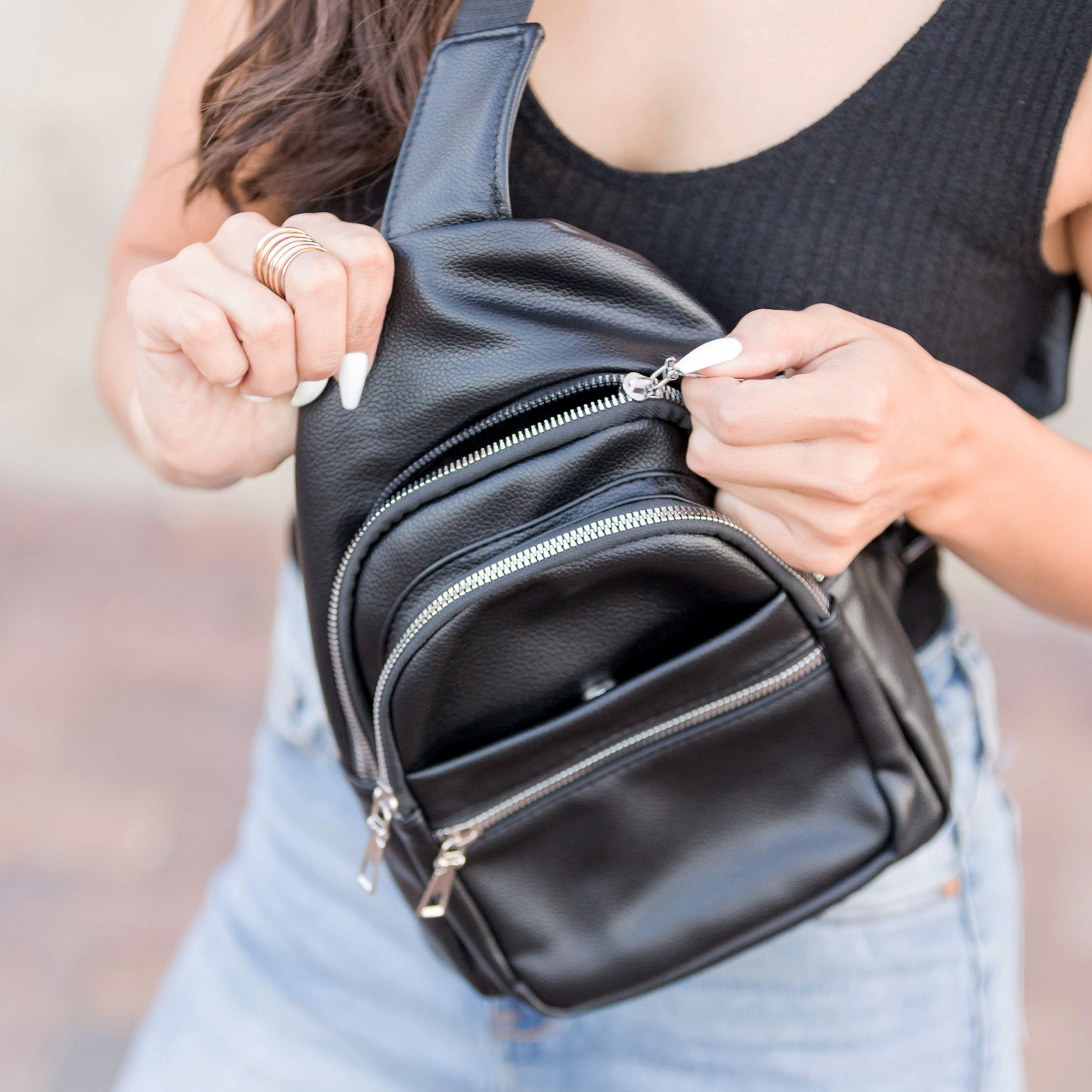 Essential Sling Bag